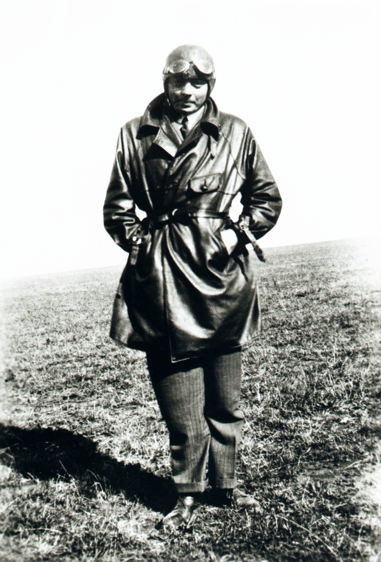 1929-10-12—>Nommé chef de l’Aeroposta Argentina