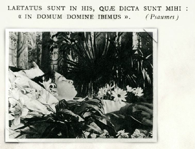 1917—–>Décès de son frère François